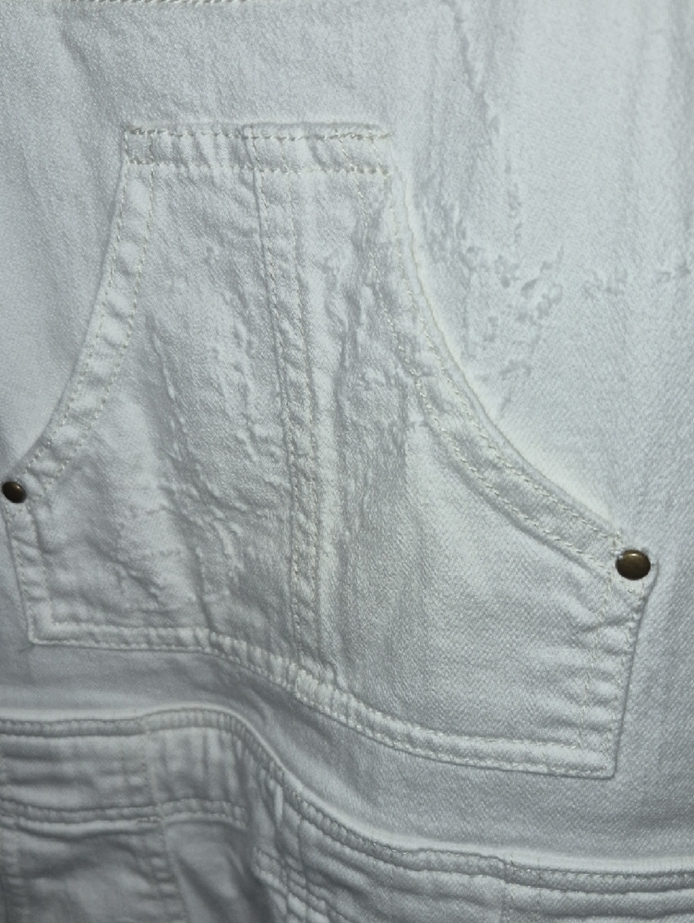Pilcro White Denim Overalls with Bib Pocket And Moto Distressed Details - Picture 3 of 5